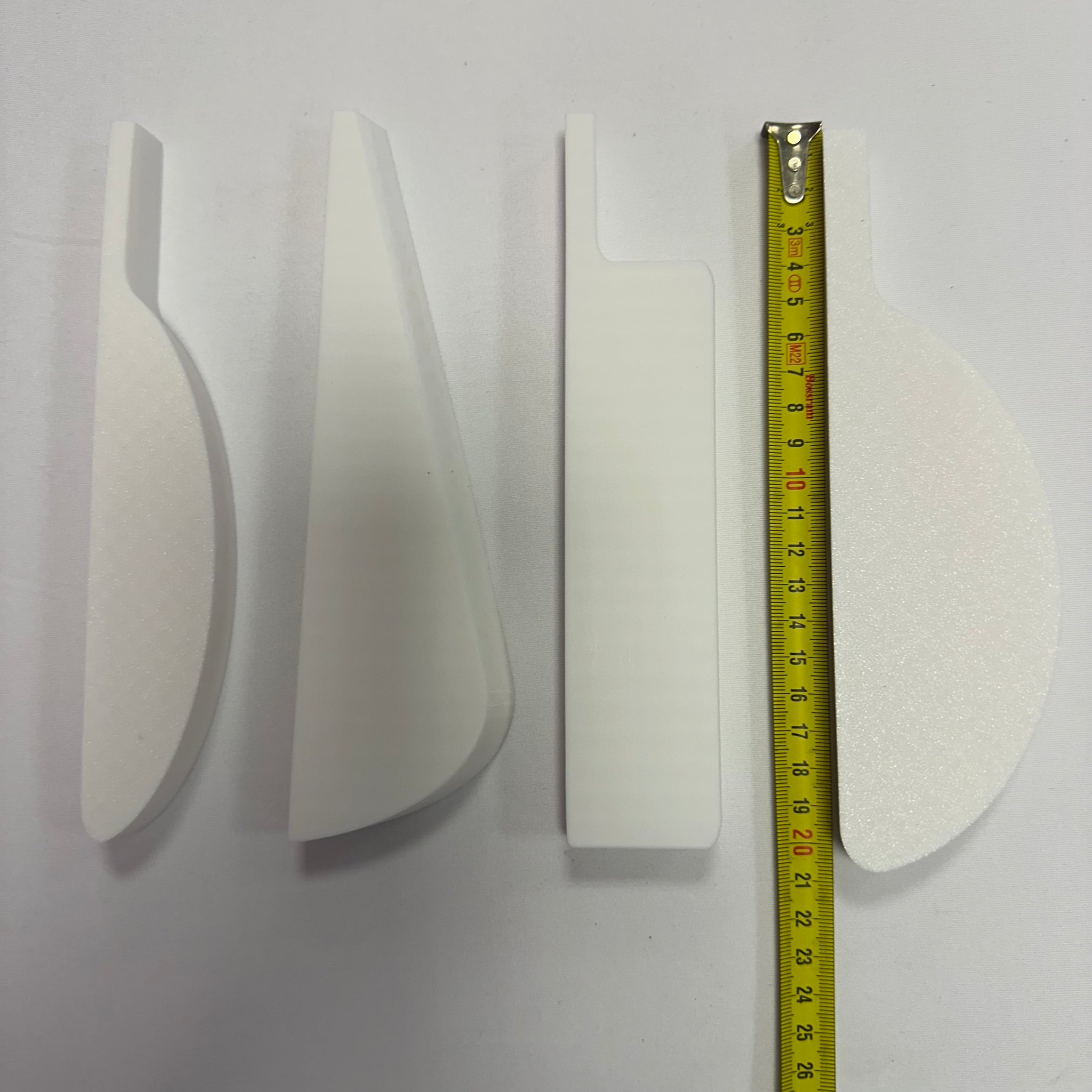 Forma bigodini laterlali (21 cm) 4 pezzi